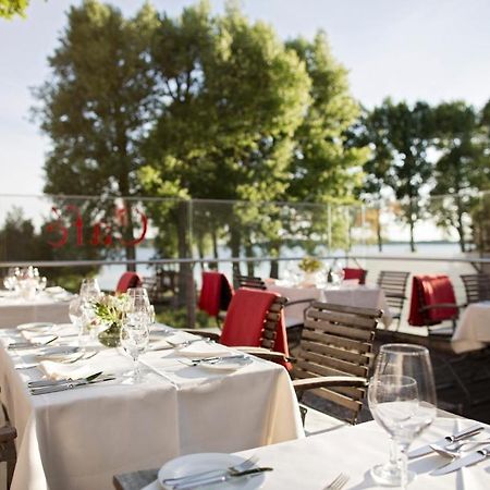 Hotel Kleines Meer Waren  Exterior photo