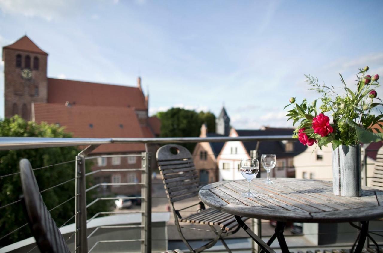 Hotel Kleines Meer Waren  Exterior photo